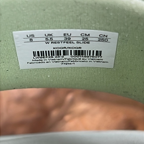 Lululemon Restfeel Slide Recovery Sandals in Kohlrabi Green Size 8 EU 39 - Picture 10 of 16